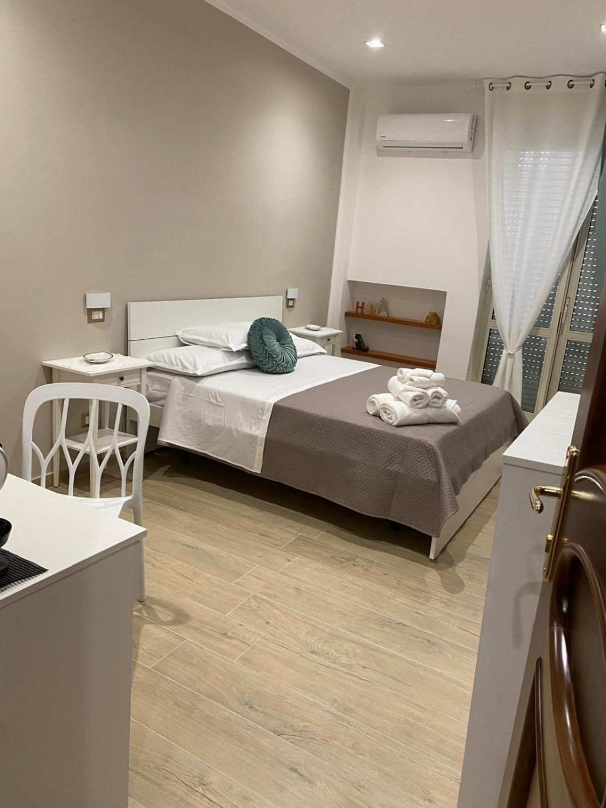B&B Civico 22 Silvestre Nápoles Exterior foto