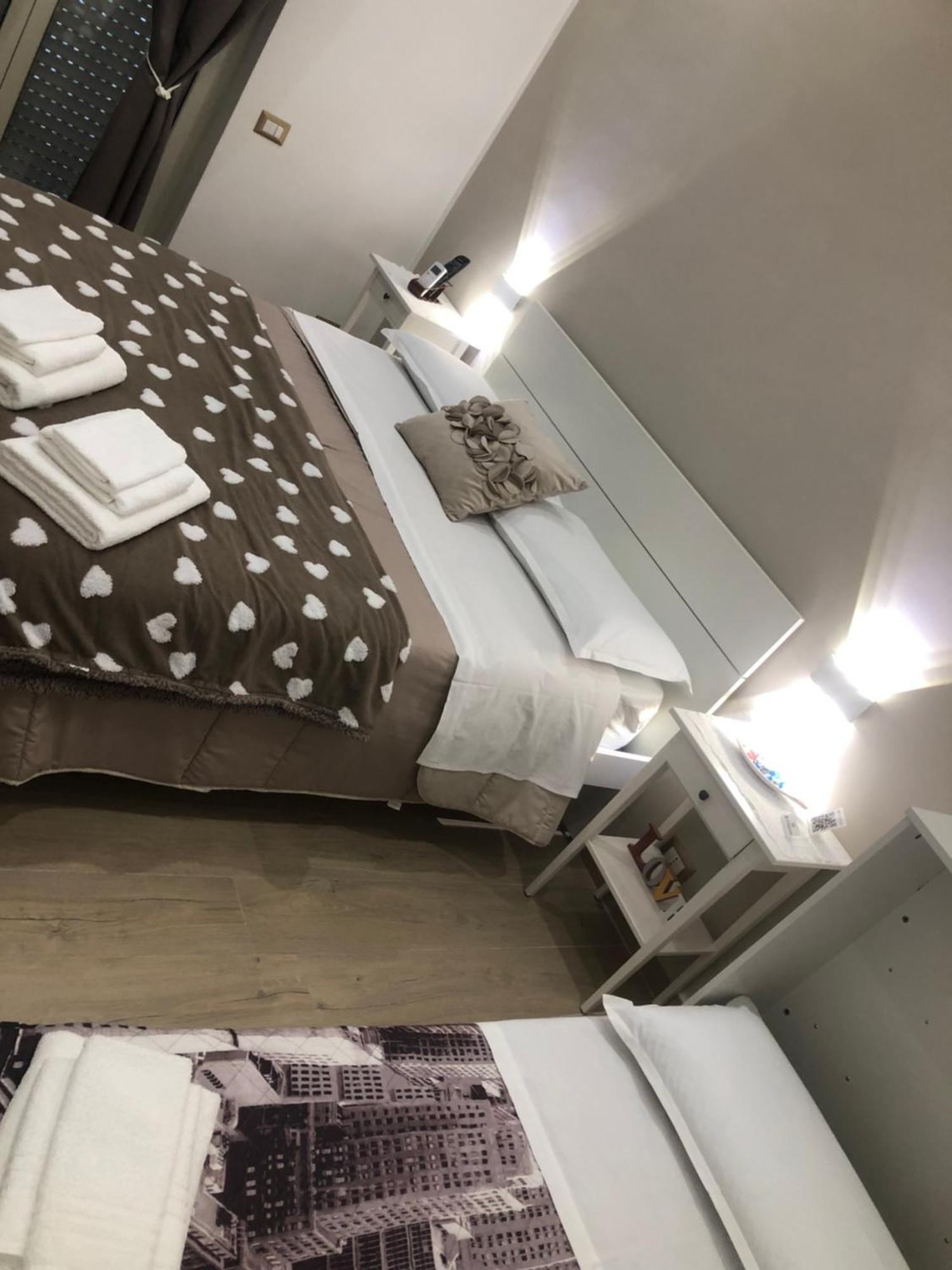 B&B Civico 22 Silvestre Nápoles Exterior foto
